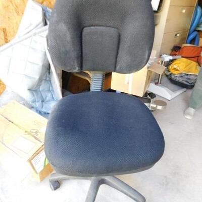 Upholstered Cushion Swivel Office Chair Black 