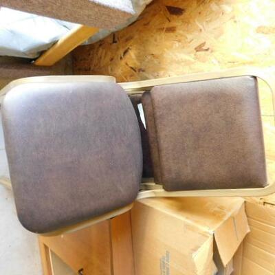 Set of 5 Cushioned Stackable Chairs