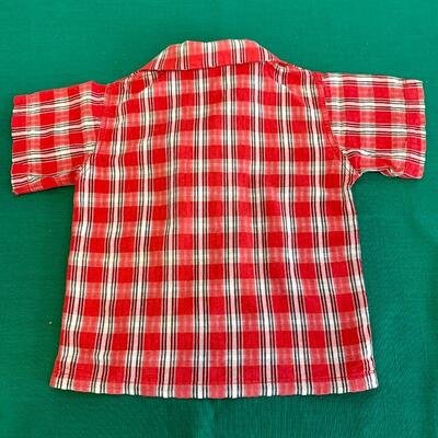 LOT 304 VINTAGE 1950S BOYS RED PLAID SHORT SLEEVE SHIRT DON RANCHO