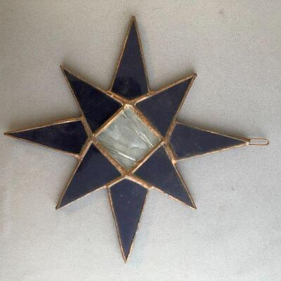 5 Orient & Flume flat glass stars, by Greg Held