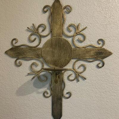 Metal cross candle holder 