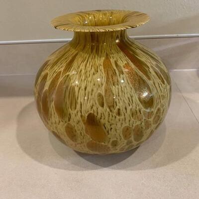 Gold and tan vase 