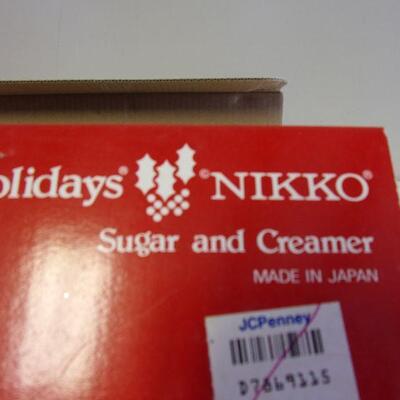 Lot 26 - Happy Holidays Nikko Sugar & Creamer