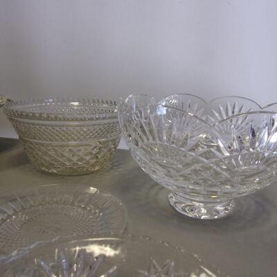 Lot 28 - Crystal Serving Trays & Bowls 