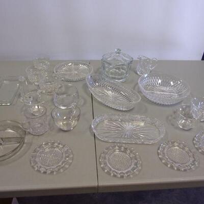 Lot 32 - Crystal Serving Dishes 