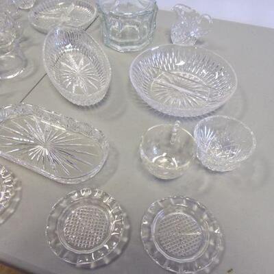Lot 32 - Crystal Serving Dishes 