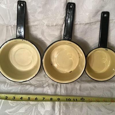 DR#23 - Set of three enamel pans