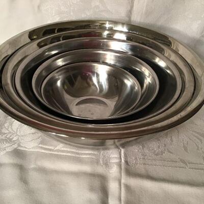 DR#55 - Set of 5 Stainless Steel Bowls