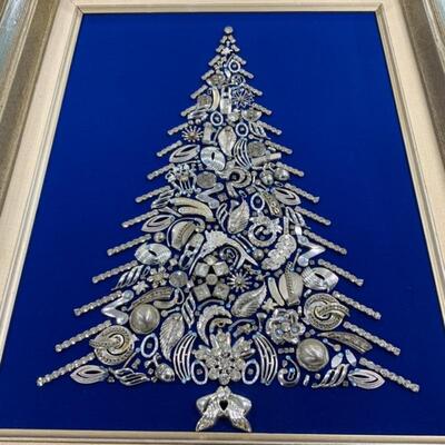 (97) Vintage | Large Ornate Jewelry Art Christmas Tree | Folk Art