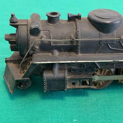 LOT 322 OLD ELECTRIC TRAIN MARX LOCOMOTIVE 666 & CARS