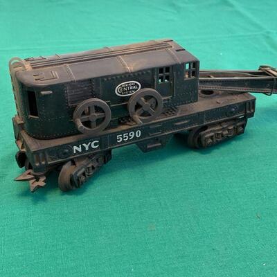 LOT 322 OLD ELECTRIC TRAIN MARX LOCOMOTIVE 666 & CARS