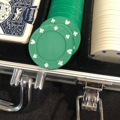 #67 Poker Set With Carrying Case 