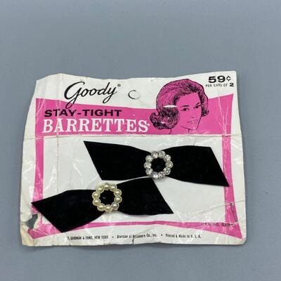 Vintage Goody Stay Tight Barrettes on Card YD#011-1120-00156