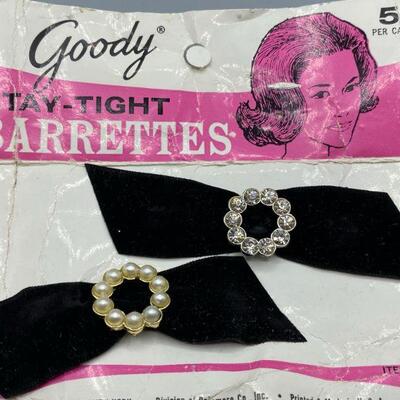Vintage Goody Stay Tight Barrettes on Card YD#011-1120-00156