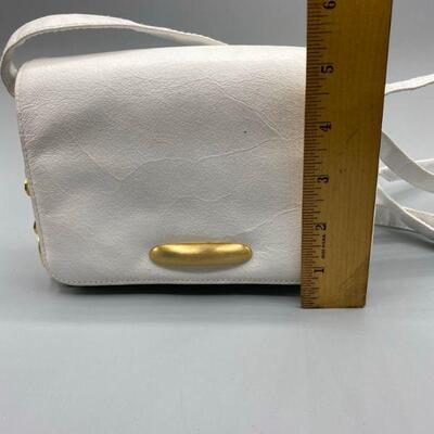 Vintage Small White Leather Sereta Crossbody Purse YD#017-1120-00041