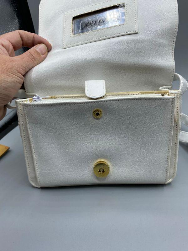 Vintage Small White Leather Sereta Crossbody Purse YD 017 1120 00041 EstateSales