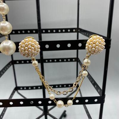 Faux Pearl Earrings and Sweater Clip YD#011-1120-00125