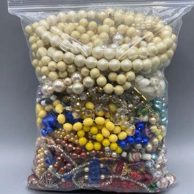 Bag of Vintage Bead Necklaces YD#011-1120-00135