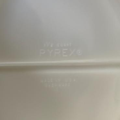 Covered Pyrex Divided Dish