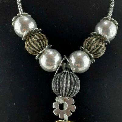 Big Metal Beads Necklace