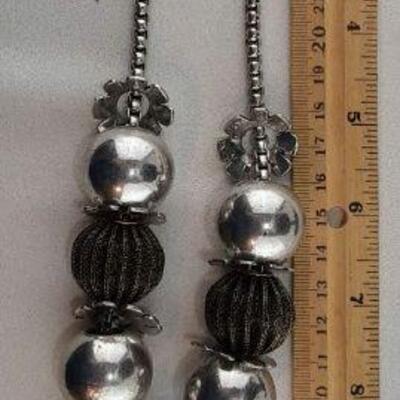 Big Metal Beads Necklace