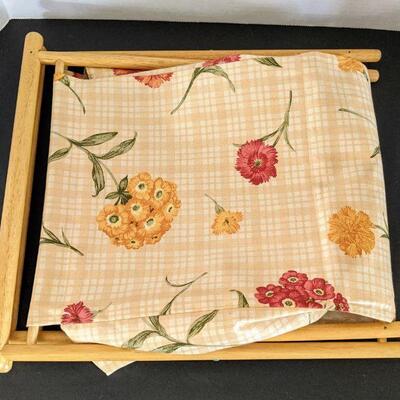 Lot # 12 -Vintage folding Knitting Sewing Needlework Basket Tote Caddy 