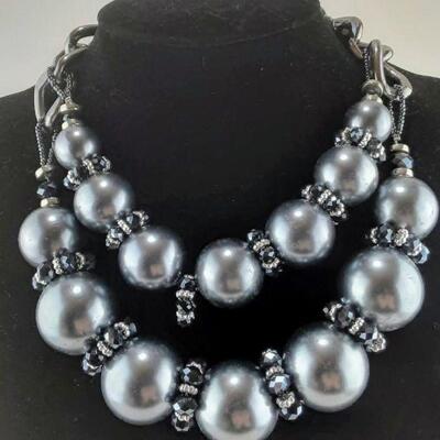Big Gray Beads Necklace