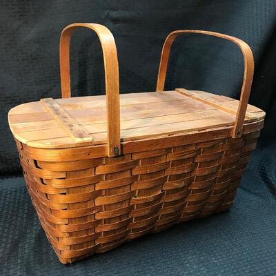 Vintage Picnic Basket w. Plates, Cups, Utensils