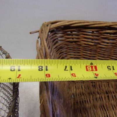 Lot 58 - Several Styles Of Baskets 