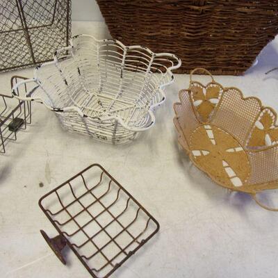 Lot 58 - Several Styles Of Baskets 