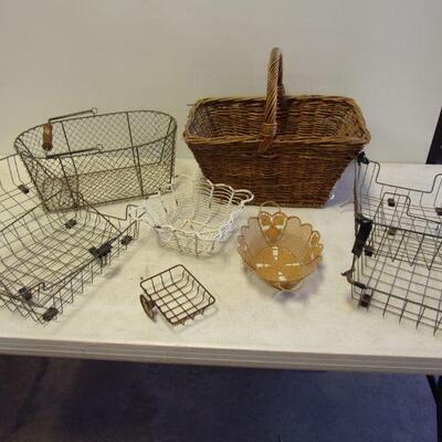 Lot 58 - Several Styles Of Baskets 