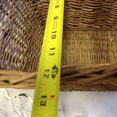 Lot 58 - Several Styles Of Baskets 