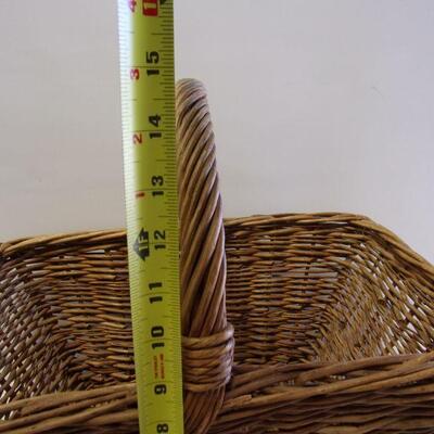 Lot 58 - Several Styles Of Baskets 