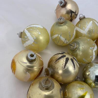 (111) Vintage | Fourteen Gold-Tone Christmas Balls | Shiny Brite