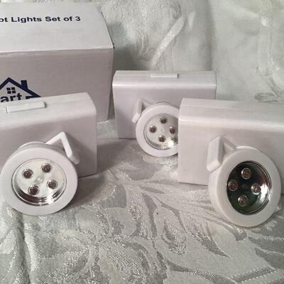 LR#202 - 3 LED spotlights & thermometer