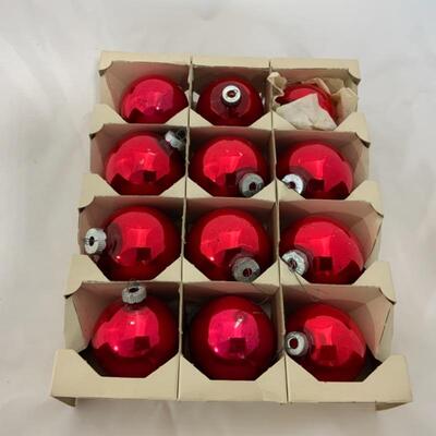 (120) Vintage | Eighteen Red Shiny Brite Ornaments