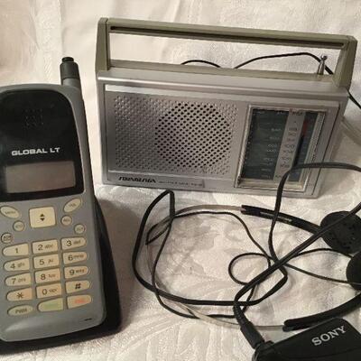 LR#216 - Soundesign Radio, V-tech phone and Sony Walkman