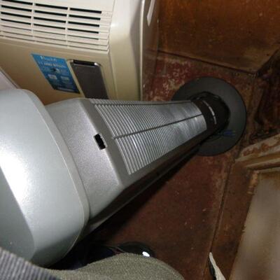 Lasko Pro Air filter and blower.