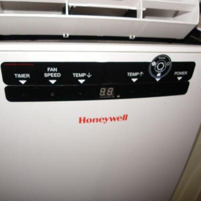 Honeywell portable air conditioner 10,000 BTU.
