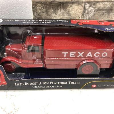 L42: Texaco Die-Cast Metal Racecar & Truck