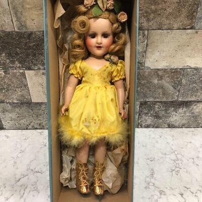 L60: Sonja Henie Madame Alexander Doll