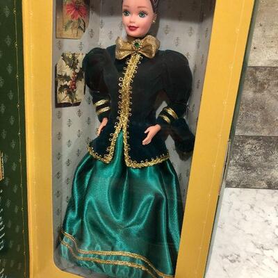 L61: Victorian Barbie Collectibles Lot