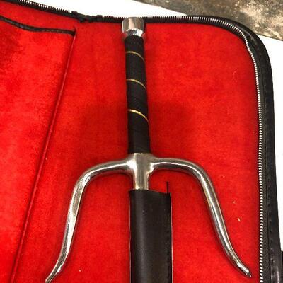 L62: Dueling Daggers