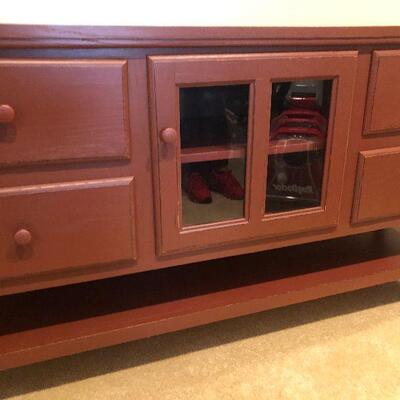L63: Farmhouse console Table