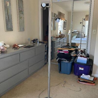 L75: 5FT Tall Floor Lamp
