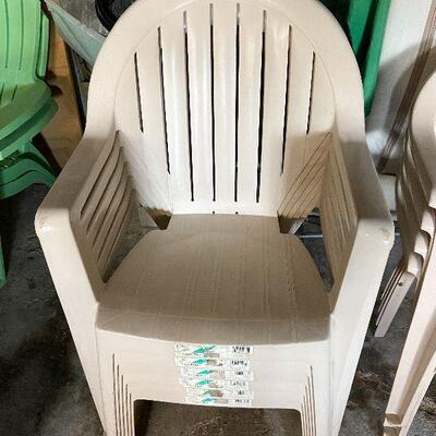 L80: Set of Six Tan Outdoor Chairs
