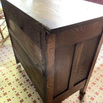 L88: Antique Side Table