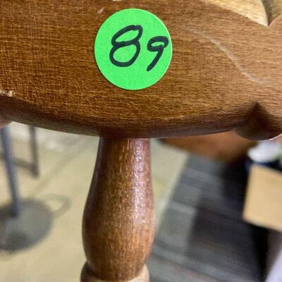 L89: Wood Rocking Chair
