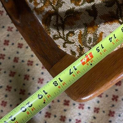 L91: Antique Rocking Chair