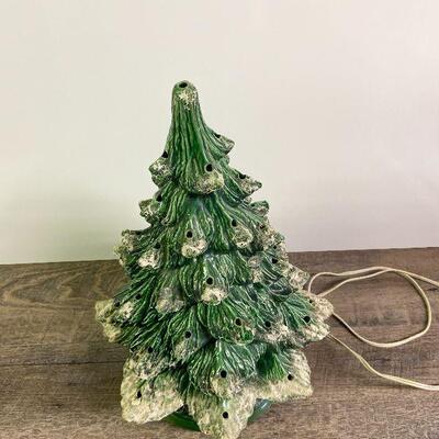 L92: Ceramic Vintage Christmas Tree